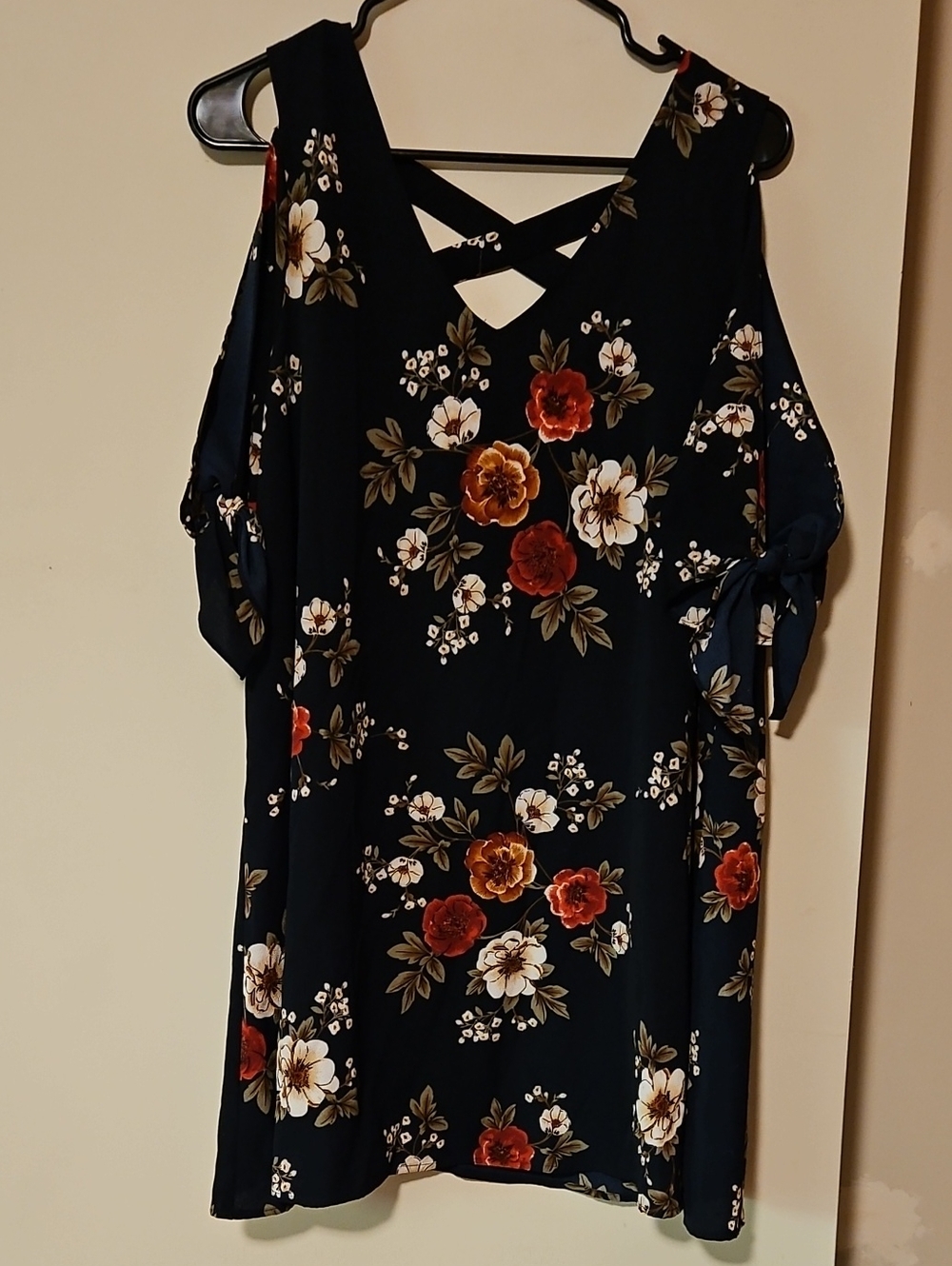 Umgee Navy Floral Cold-Shoulder Midi Dress with Crisscross Back